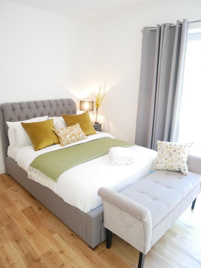 The Barn In The Courtyard Aparthotel อัลเวอร์สตัน ภายนอก รูปภาพ
